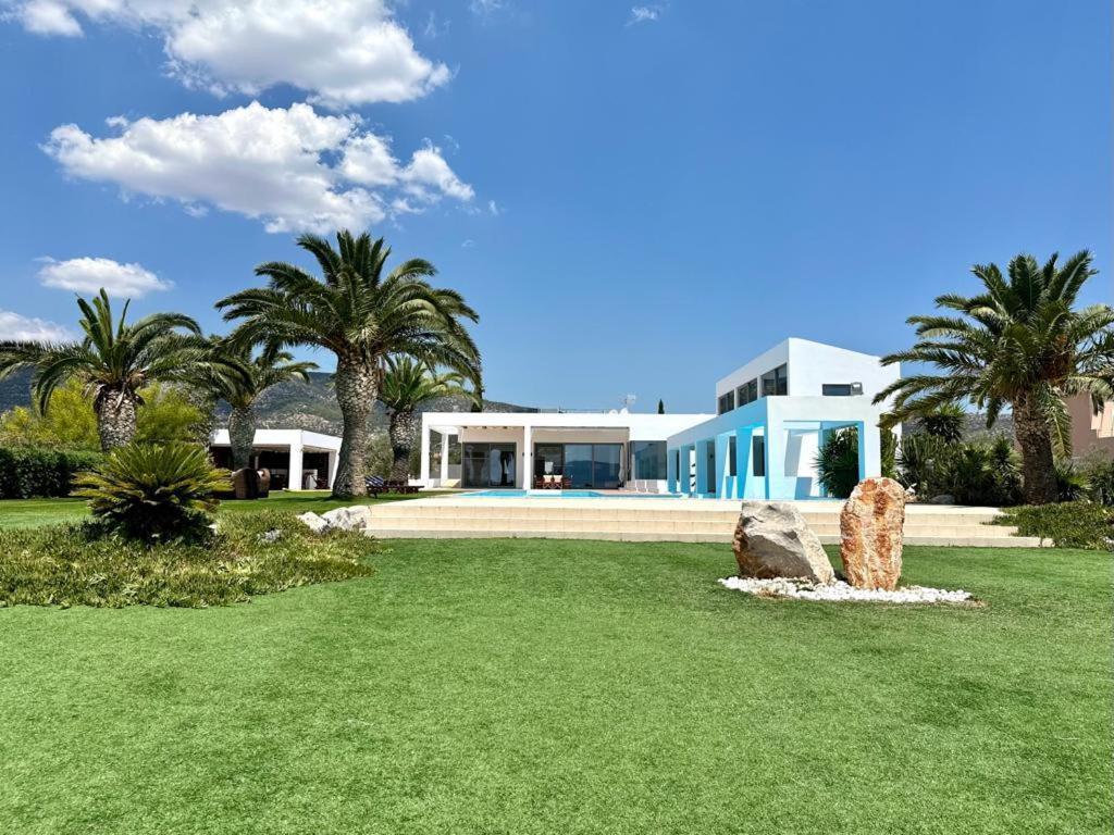 Leblanc Luxurious Beachfront Villa, Gcollectiongr Эрмиони Экстерьер фото