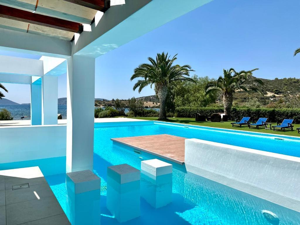 Leblanc Luxurious Beachfront Villa, Gcollectiongr Эрмиони Экстерьер фото
